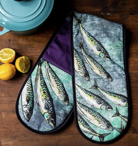 Dollyhotdogs Mackerel Shoal Oven Gloves