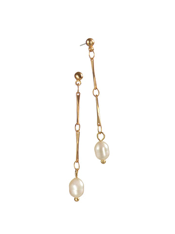 Hot Tomato Pearl Drops off Double Link Earrings Matte Gold