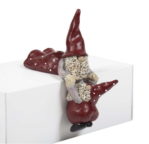 Naasgransgarden Santa Elmer Hoists Up Max