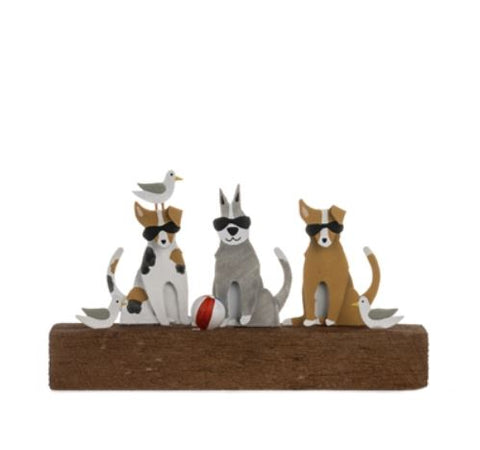 Shoeless Joe Beach Doggos with Ball