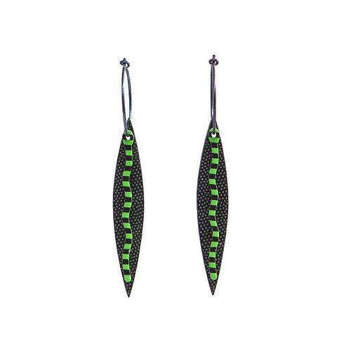 Lene Lundberg Narrow Double Black/Green Leaf Earrings