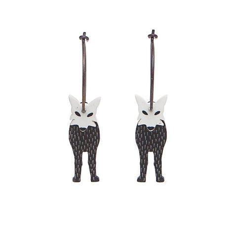 Lene Lundberg K-Form Black/WhiteWolf Earrings