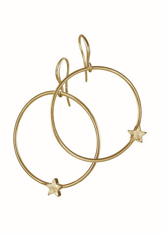 Hot Tomato Ring Drop with Lone Star Captured Earrings in Worn Gold