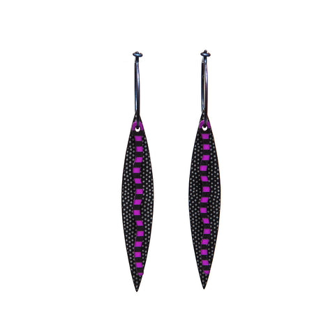 Lene Lundberg Narrow Double Black/Purple Leaf Earrings